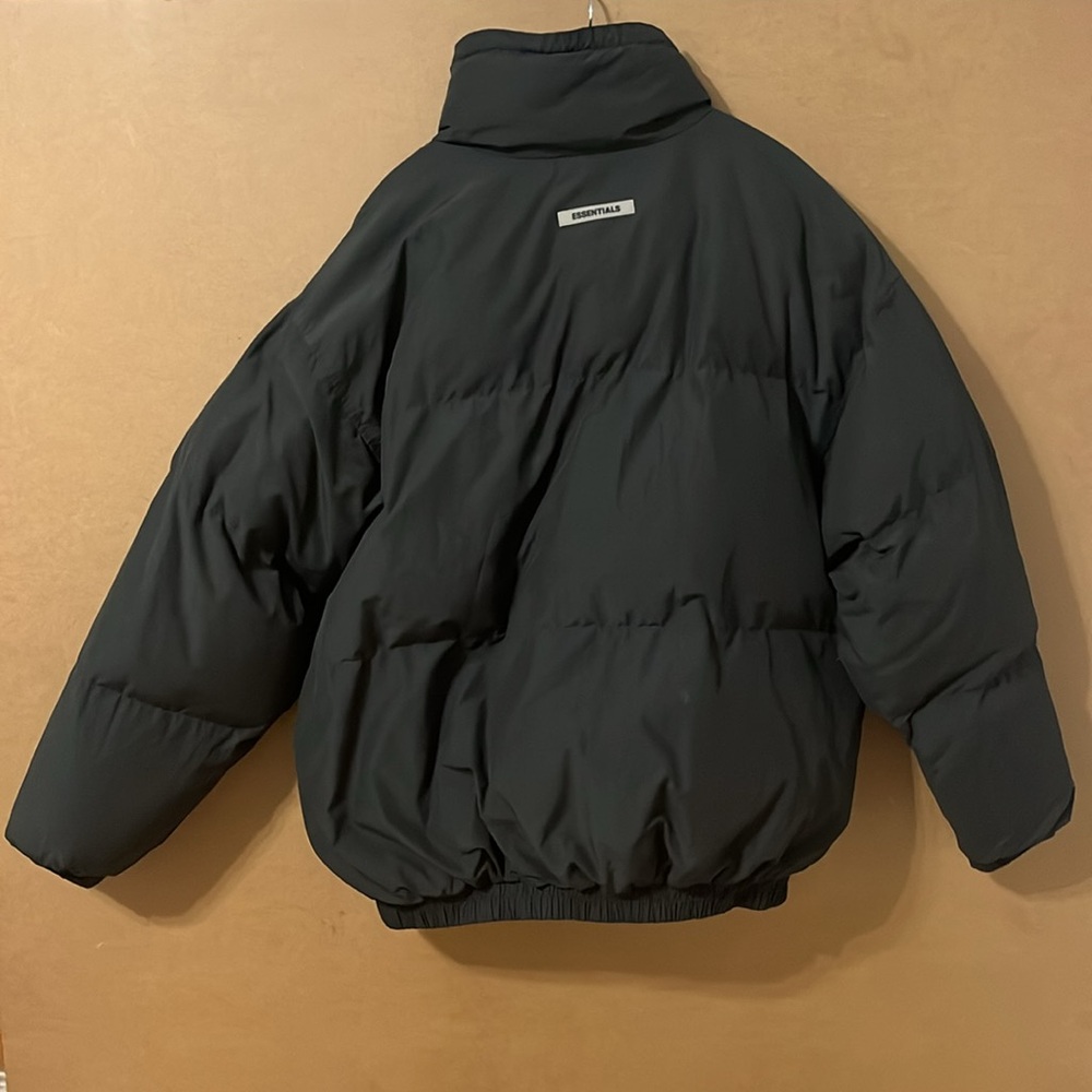 Essentials Puffer - Picture 7 of 10